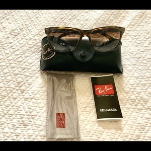 Authentic Rayban Wayfarers RB4181 tortoise shell with brown polarized lens